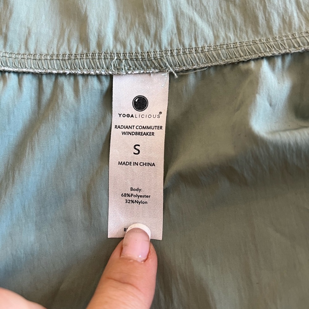 Yogalicious Sage Utility Jacket - Picture 7 of 9